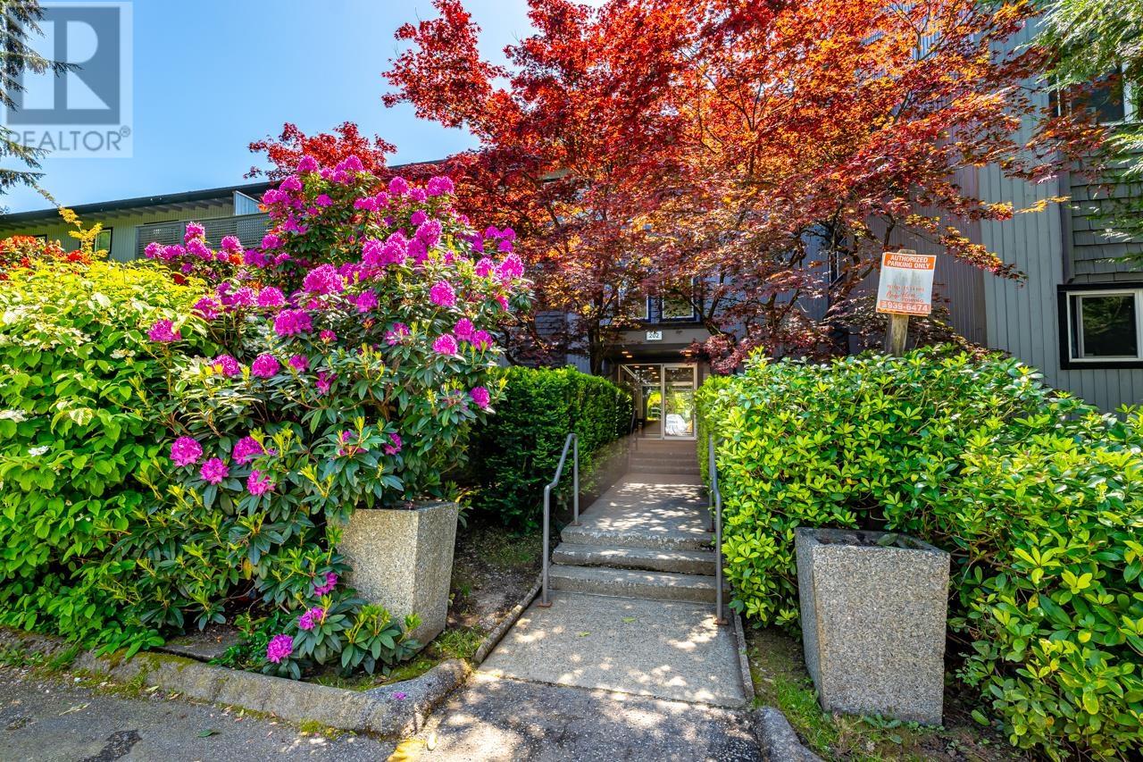 229 202 WESTHILL PLACE, Port Moody, British Columbia