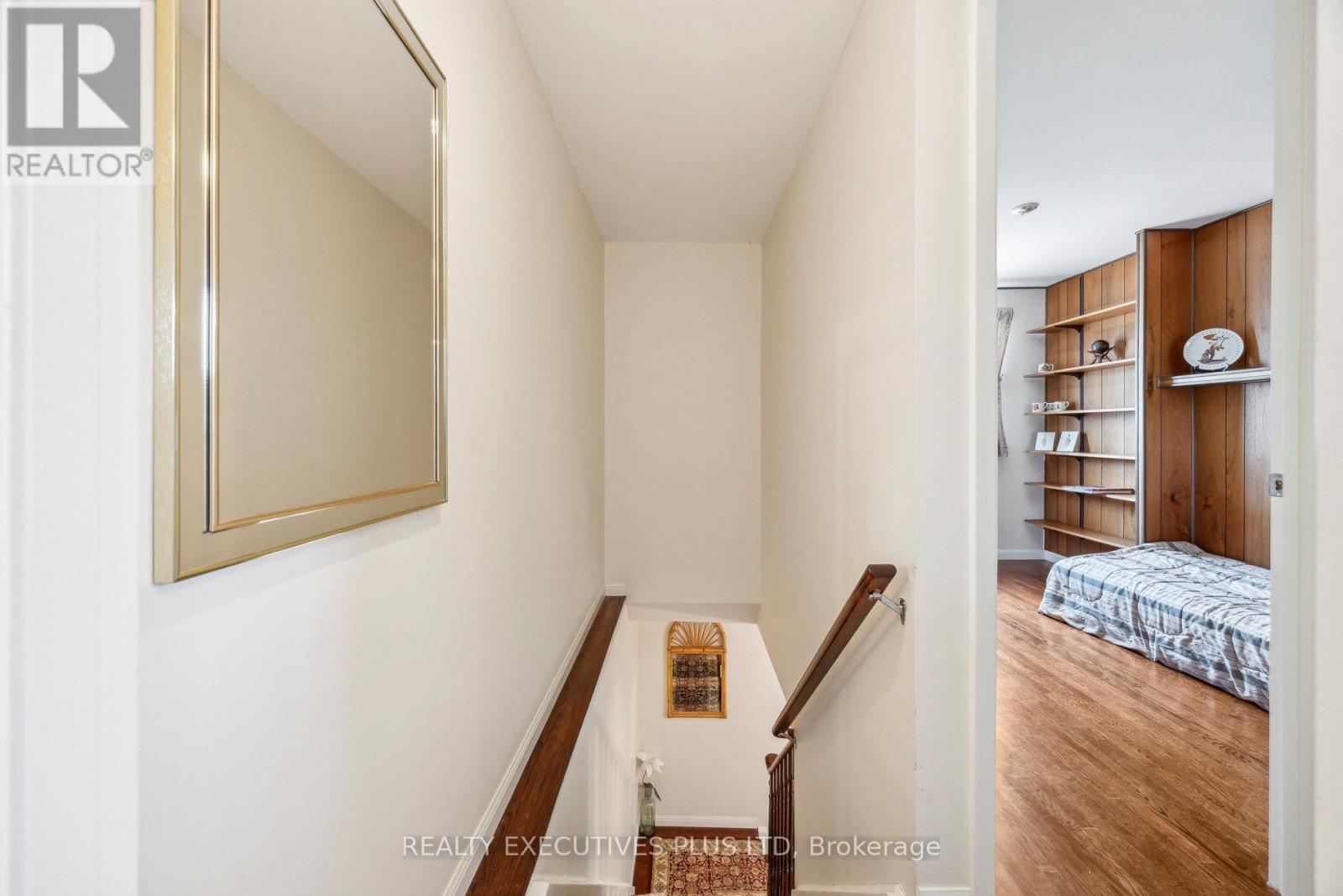 10 Pergola Road, Toronto, Ontario  M9W 5K5 - Photo 24 - W12161391