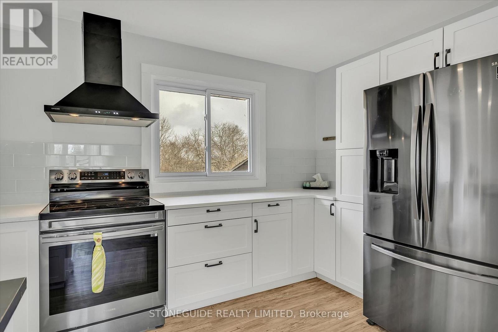 2515 Edgewood Park, Cavan Monaghan, Ontario L0A 1C0 - Photo 13 - X12176361