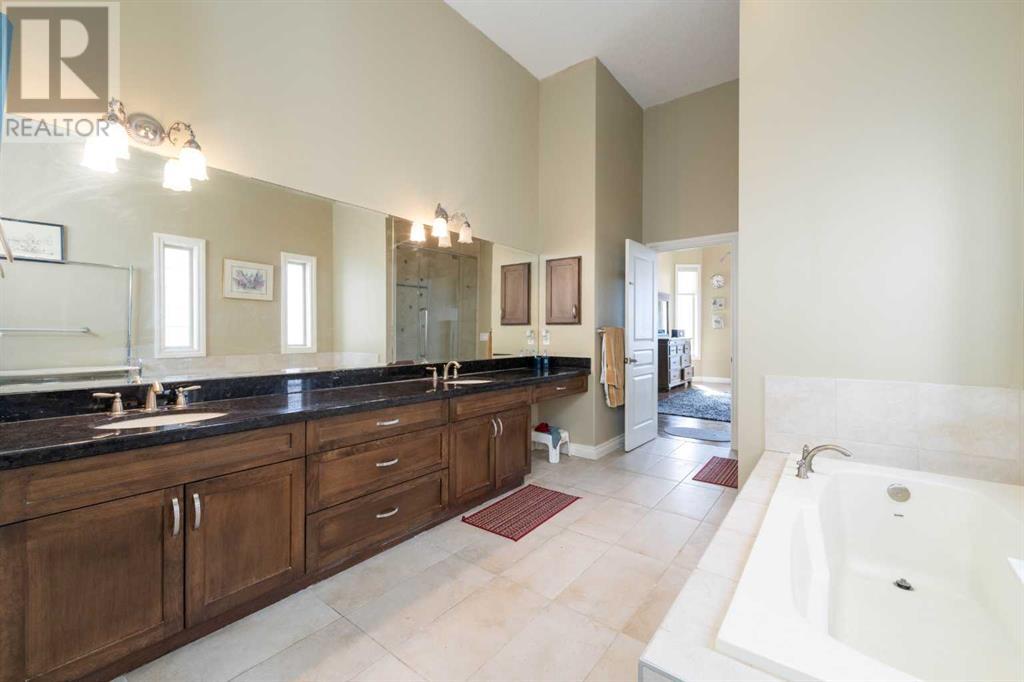 194 Gleneagles Estates Lane, Cochrane, Alberta  T4C 2H8 - Photo 24 - A2210708