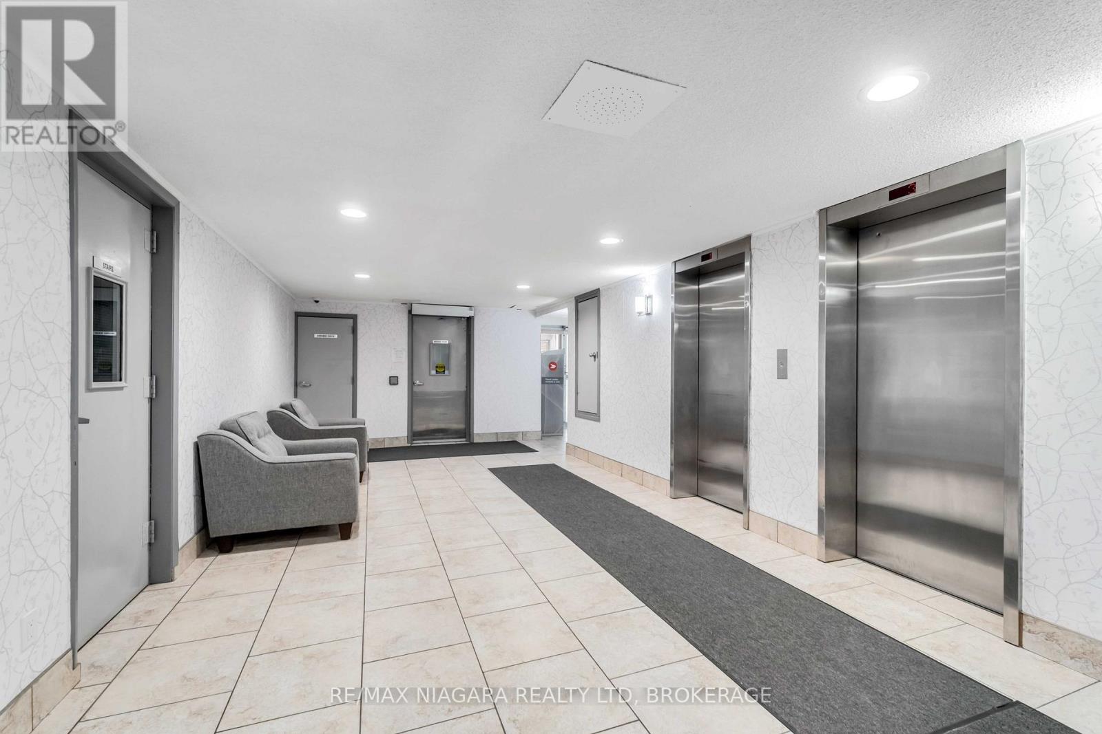 506 - 198 Scott Street, St. Catharines (Fairview), Ontario  L2N 5T3 - Photo 12 - X12176421