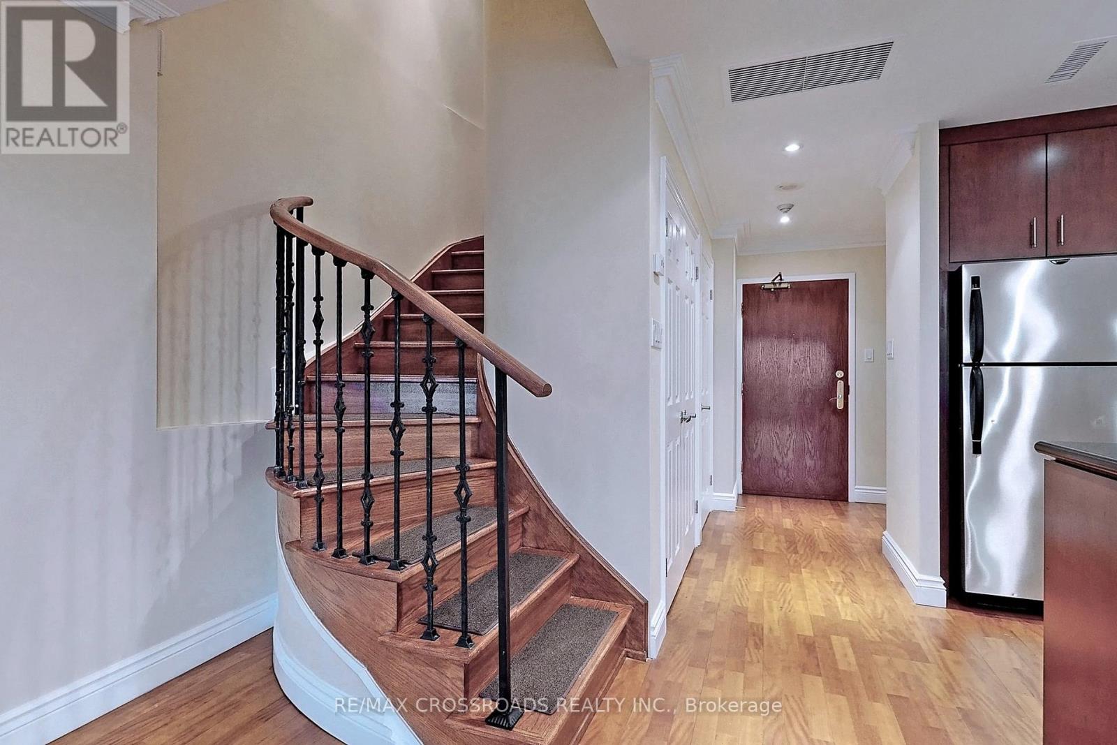 Ph02 - 1001 Bay Street, Toronto, Ontario  M5S 3A6 - Photo 8 - C12020533