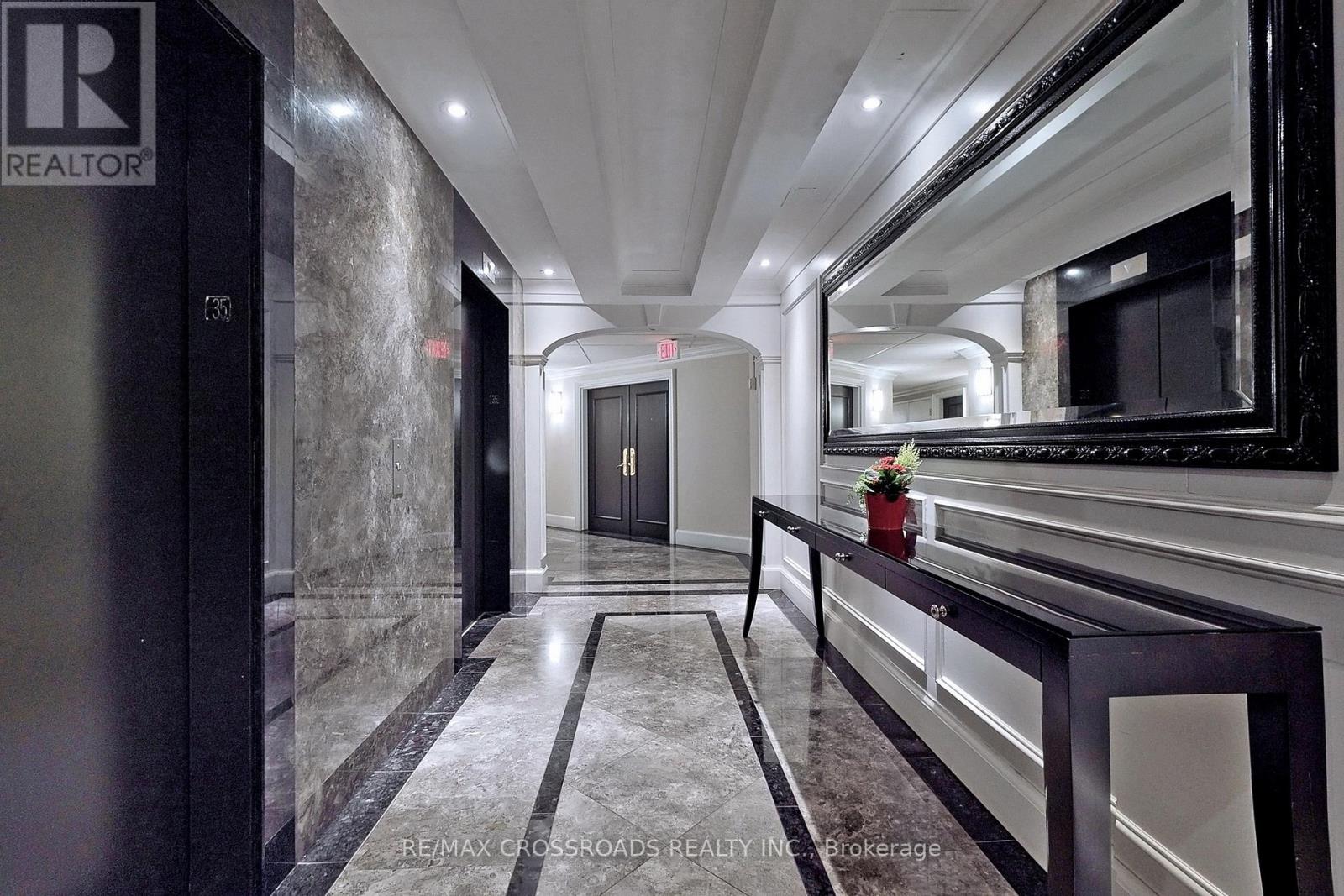 Ph02 - 1001 Bay Street, Toronto, Ontario  M5S 3A6 - Photo 31 - C12020533