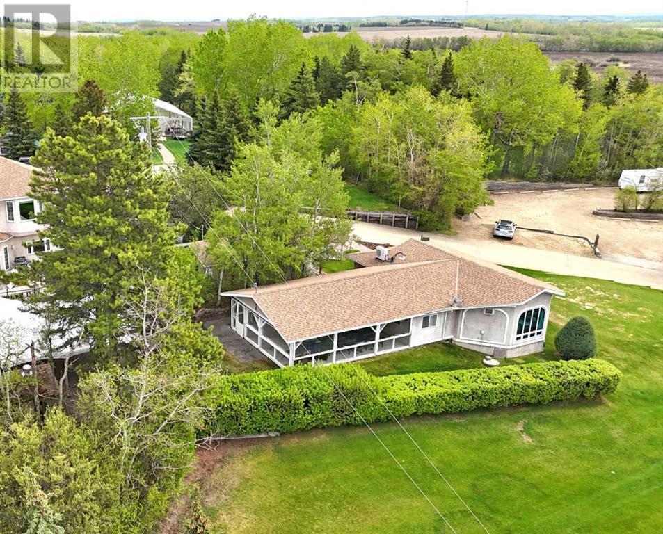 39145 Hwy 20 Highway, Sylvan Lake, Alberta  T4S 1S6 - Photo 9 - A2222165