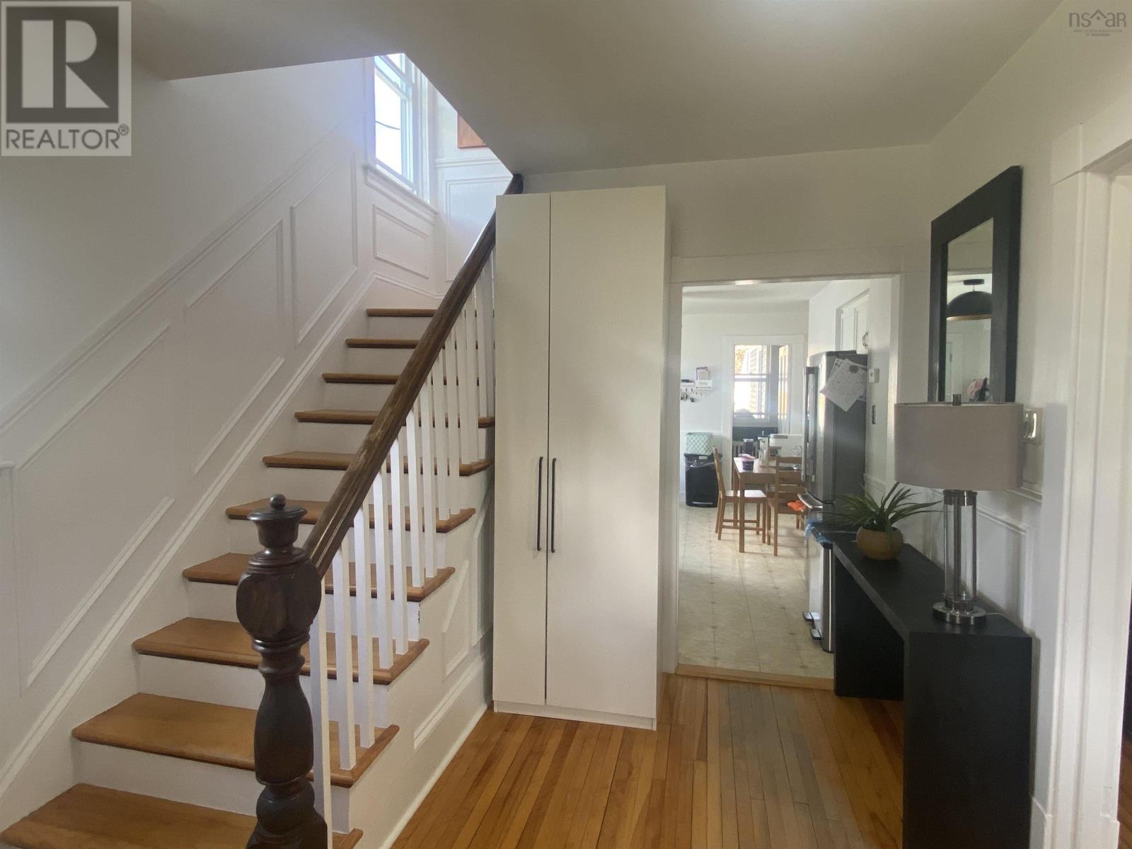 Property at 17 BROAD Street image 4
