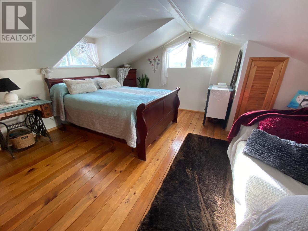 9800 3 Highway, Grand Forks, British Columbia  V0H 1H5 - Photo 15 - 10347816