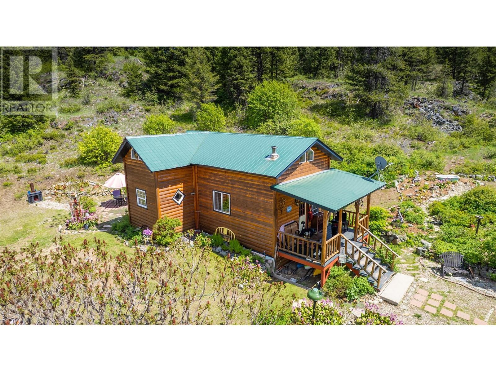 9800 3 Highway, Grand Forks, British Columbia  V0H 1H5 - Photo 10 - 10347816