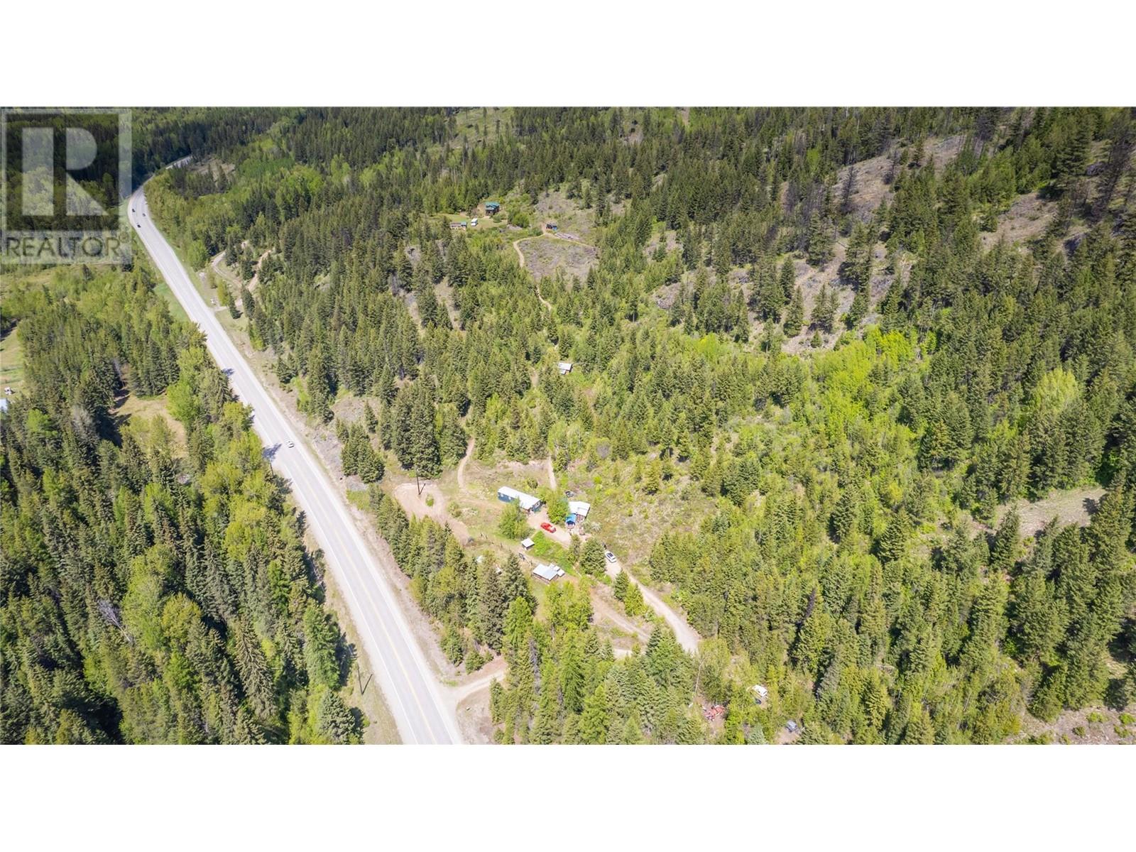 9800 3 Highway, Grand Forks, British Columbia  V0H 1H5 - Photo 33 - 10347816
