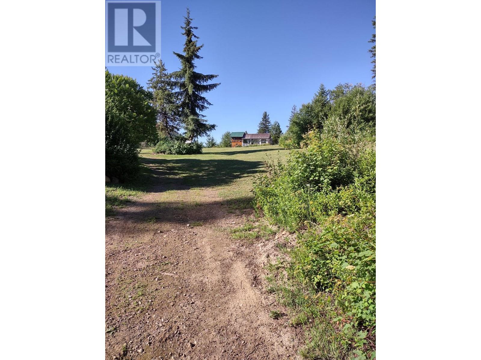 9800 3 Highway, Grand Forks, British Columbia  V0H 1H5 - Photo 22 - 10347816