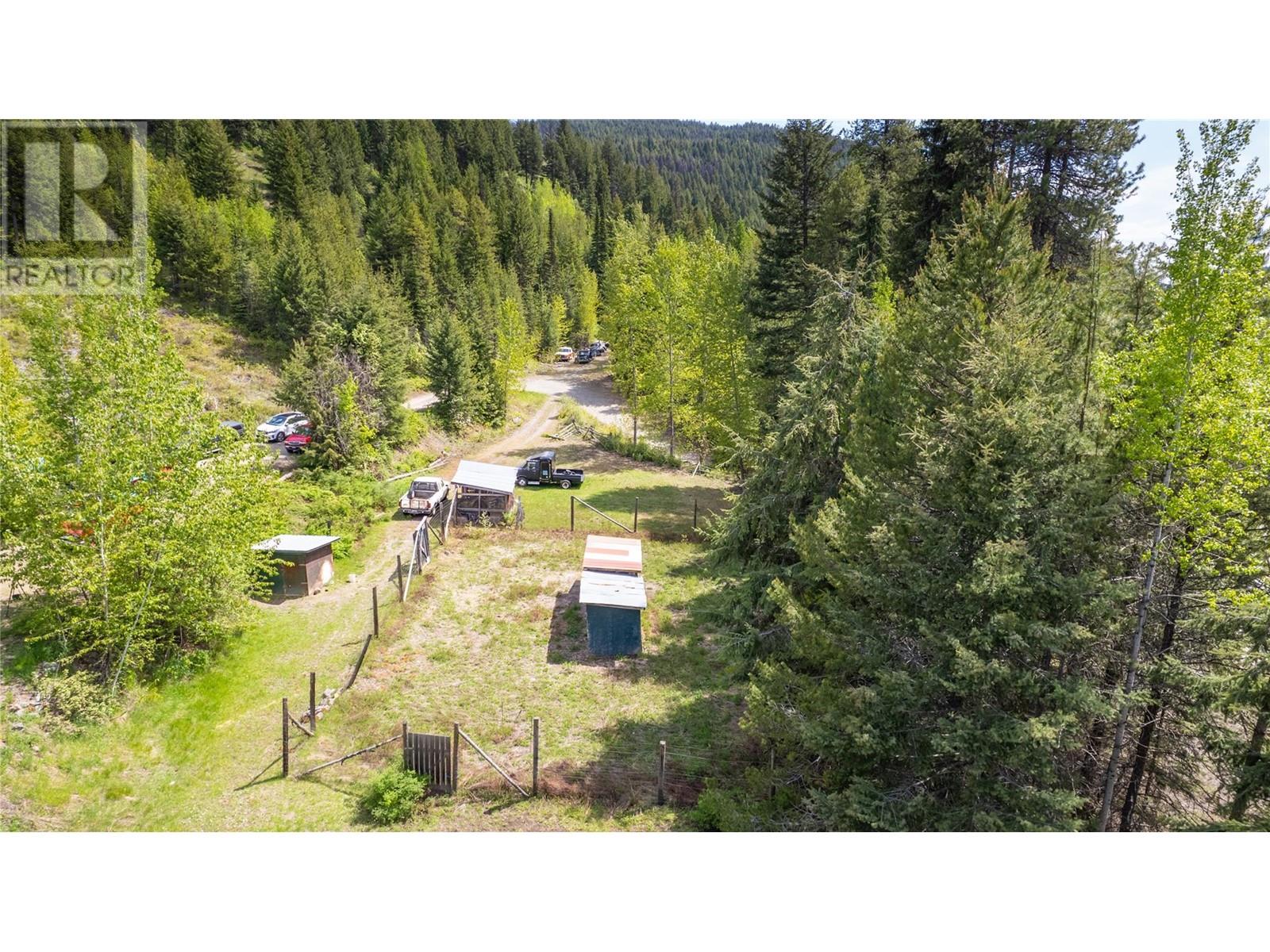 9800 3 Highway, Grand Forks, BC V0H1H5