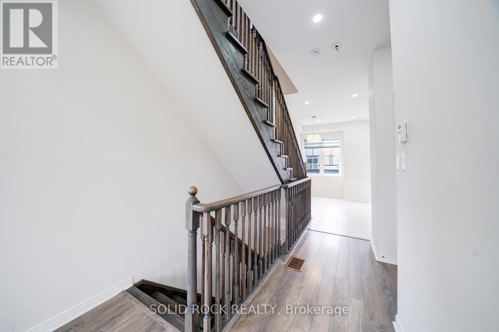 840 Atwater Path, Oshawa, Ontario  L1J 0E8 - Photo 12 - E12176351