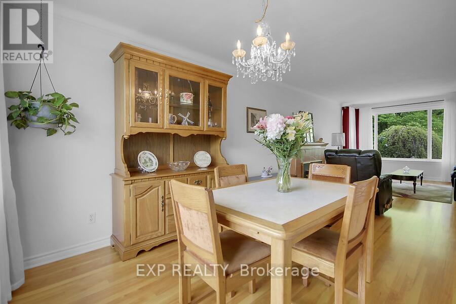 819 Hamlet Road, Ottawa, Ontario  K1G 1R1 - Photo 24 - X12176384