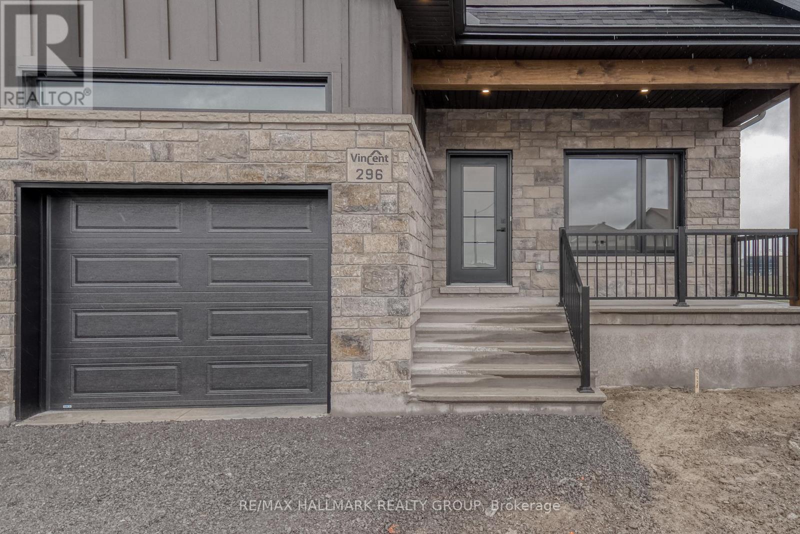 310 Zakari Street, Casselman, Ontario  K0A 1M0 - Photo 2 - X12176409