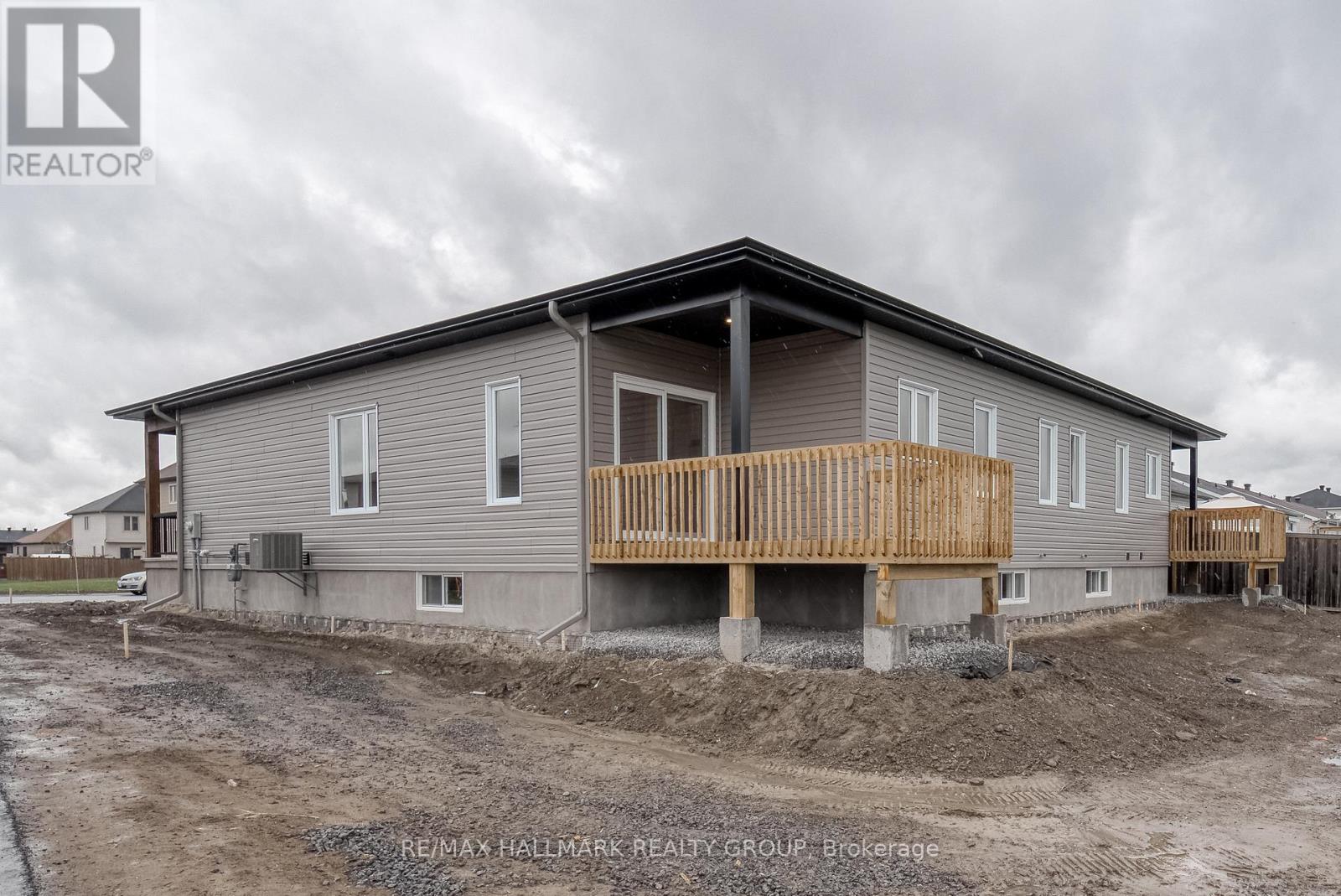 310 Zakari Street, Casselman, Ontario  K0A 1M0 - Photo 30 - X12176409