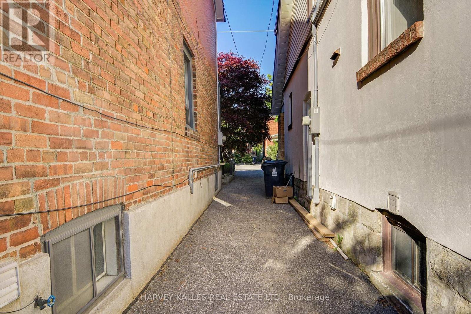 156 Atlas Avenue, Toronto, Ontario  M6C 3P5 - Photo 41 - C12176153