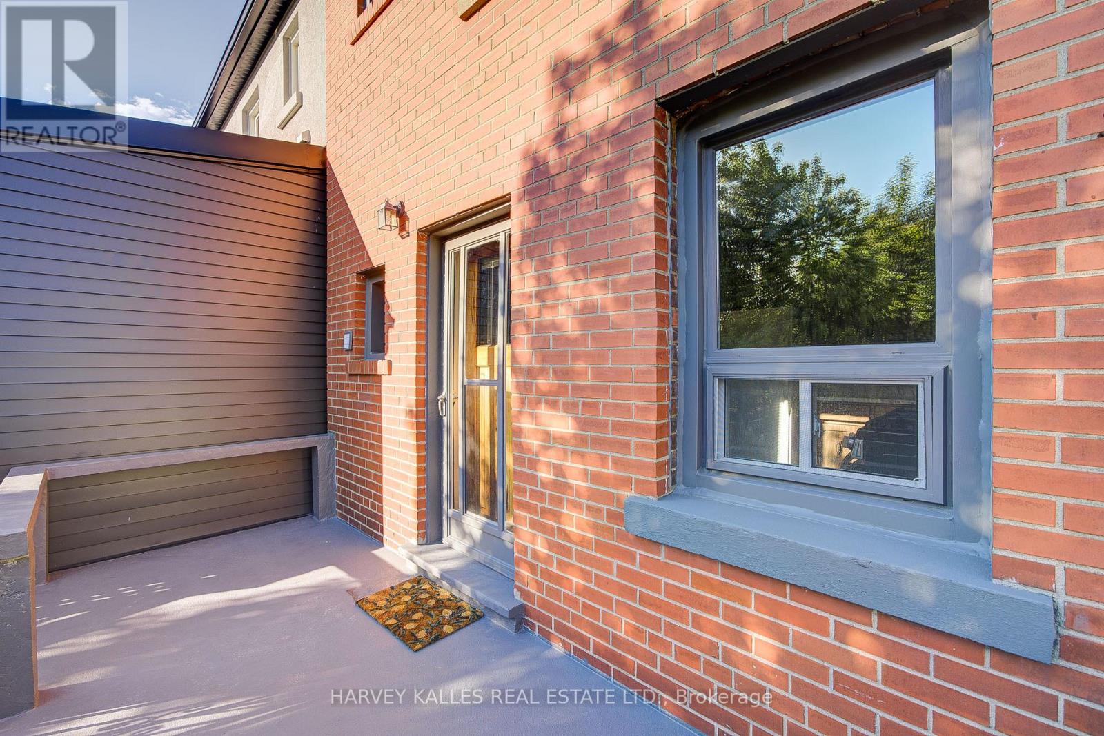156 Atlas Avenue, Toronto, Ontario  M6C 3P5 - Photo 46 - C12176153