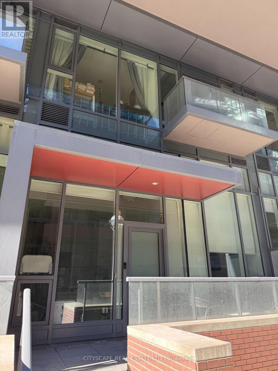 TH3 - 20 BRUYERES MEWS, Toronto, Ontario