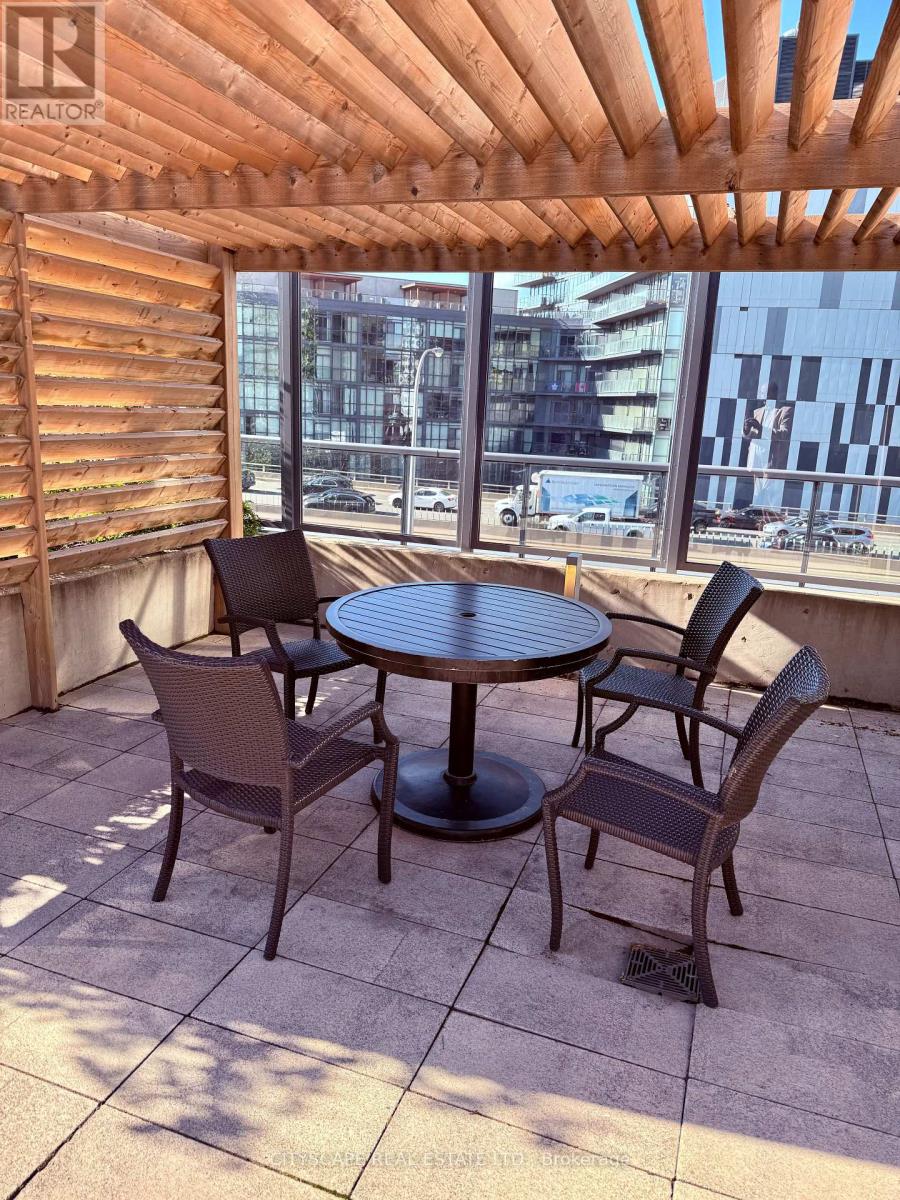 Th3 - 20 Bruyeres Mews, Toronto, Ontario  M5V 0G7 - Photo 26 - C12176194