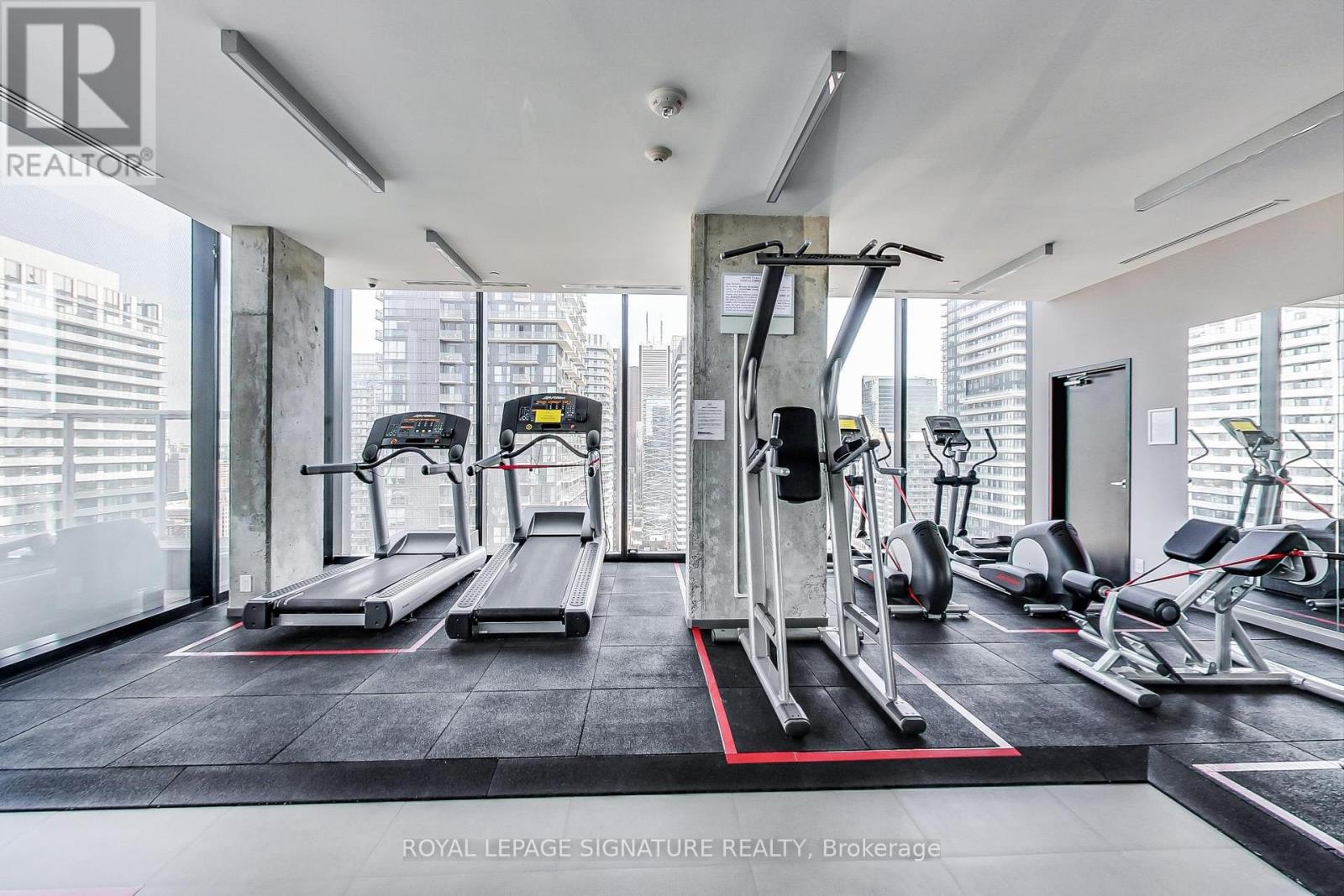 2201 - 11 Charlotte Street, Toronto, Ontario  M5V 0M6 - Photo 38 - C12176326