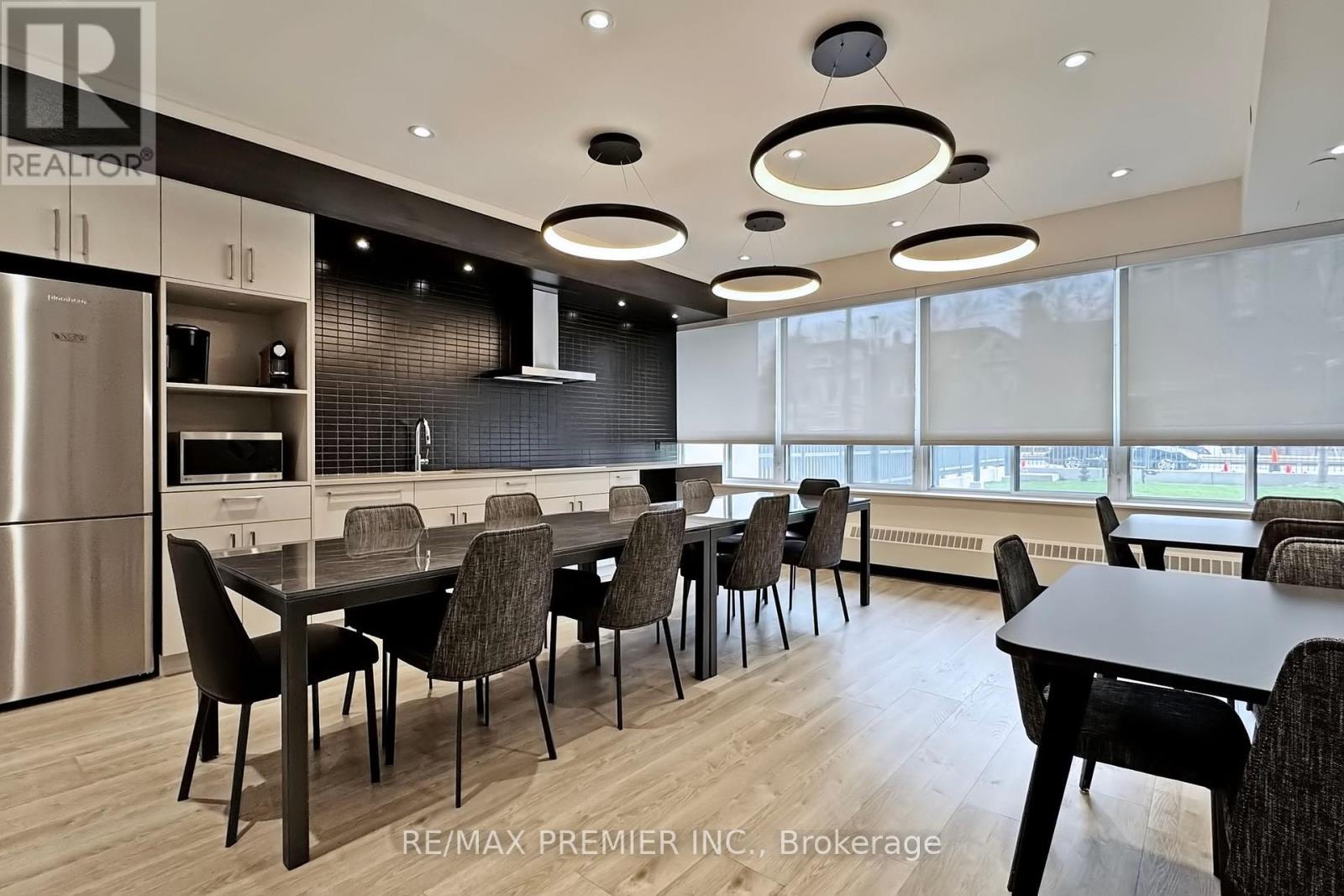 804 - 666 Spadina Avenue, Toronto, Ontario  M5S 2H8 - Photo 17 - C12176355
