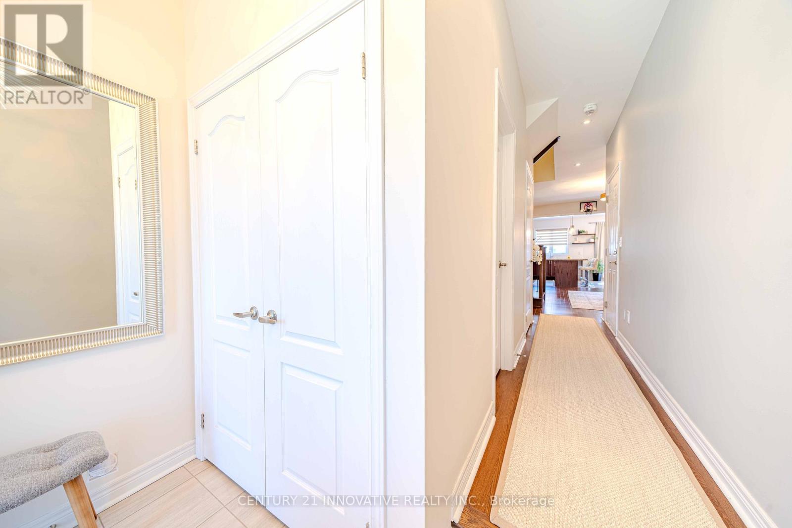 89 Cathedral Drive, Whitby, Ontario  L1R 3L9 - Photo 4 - E12176078