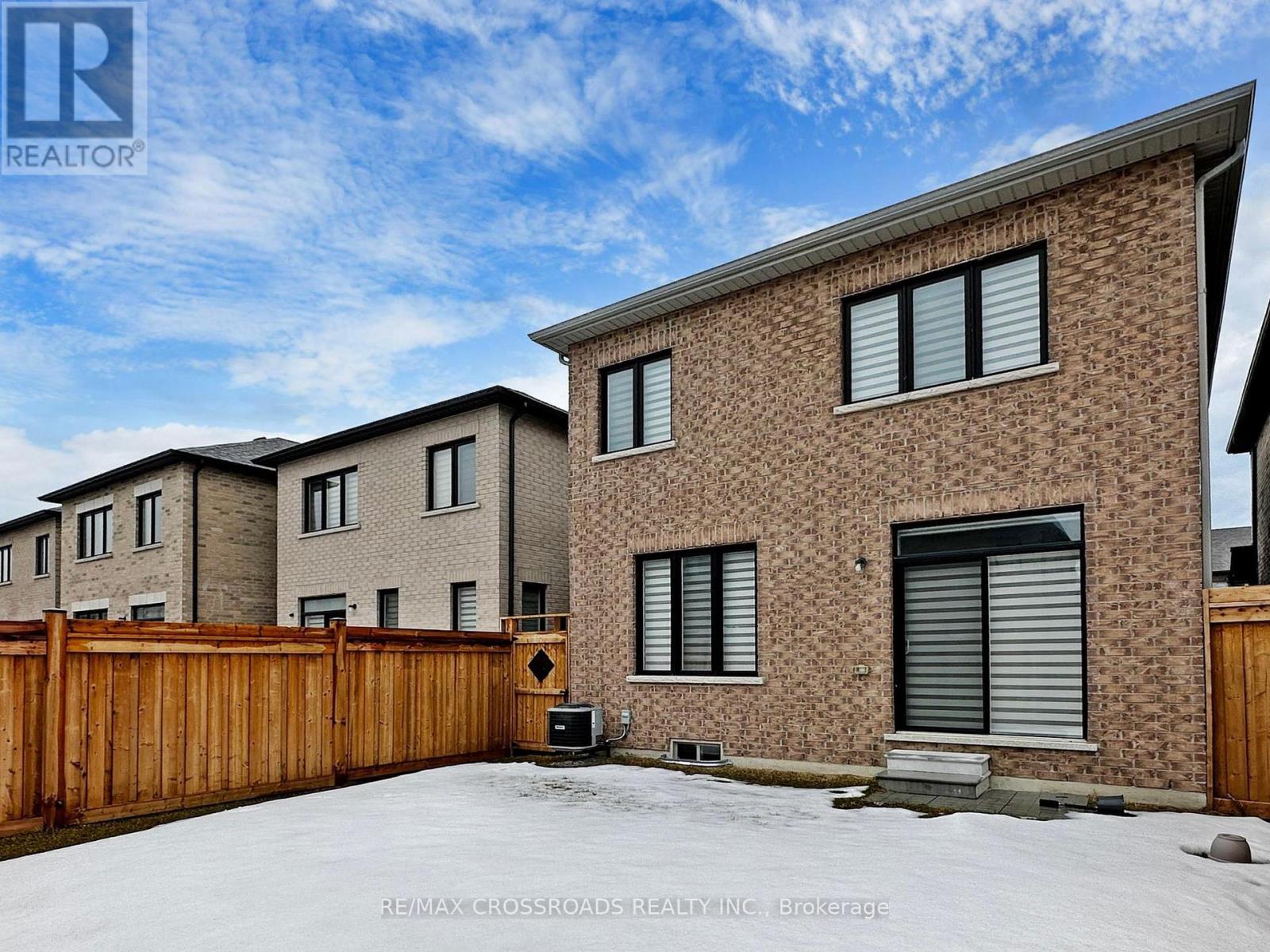 87 Conarty Crescent, Whitby, Ontario  L1P 2A9 - Photo 49 - E12176149