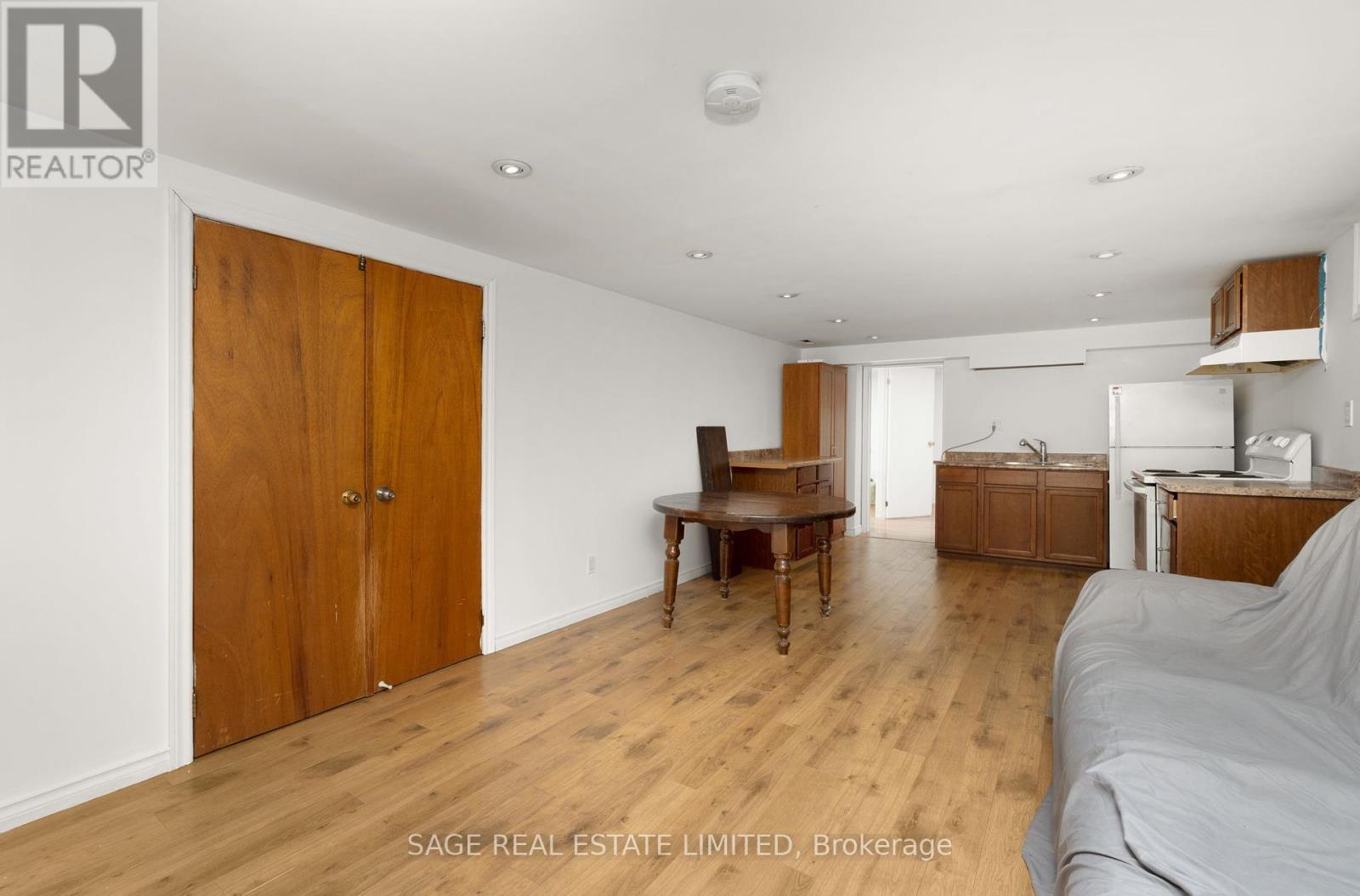 Bsmt - 11 Horton Boulevard, Toronto, Ontario  M1J 1K7 - Photo 7 - E12176205