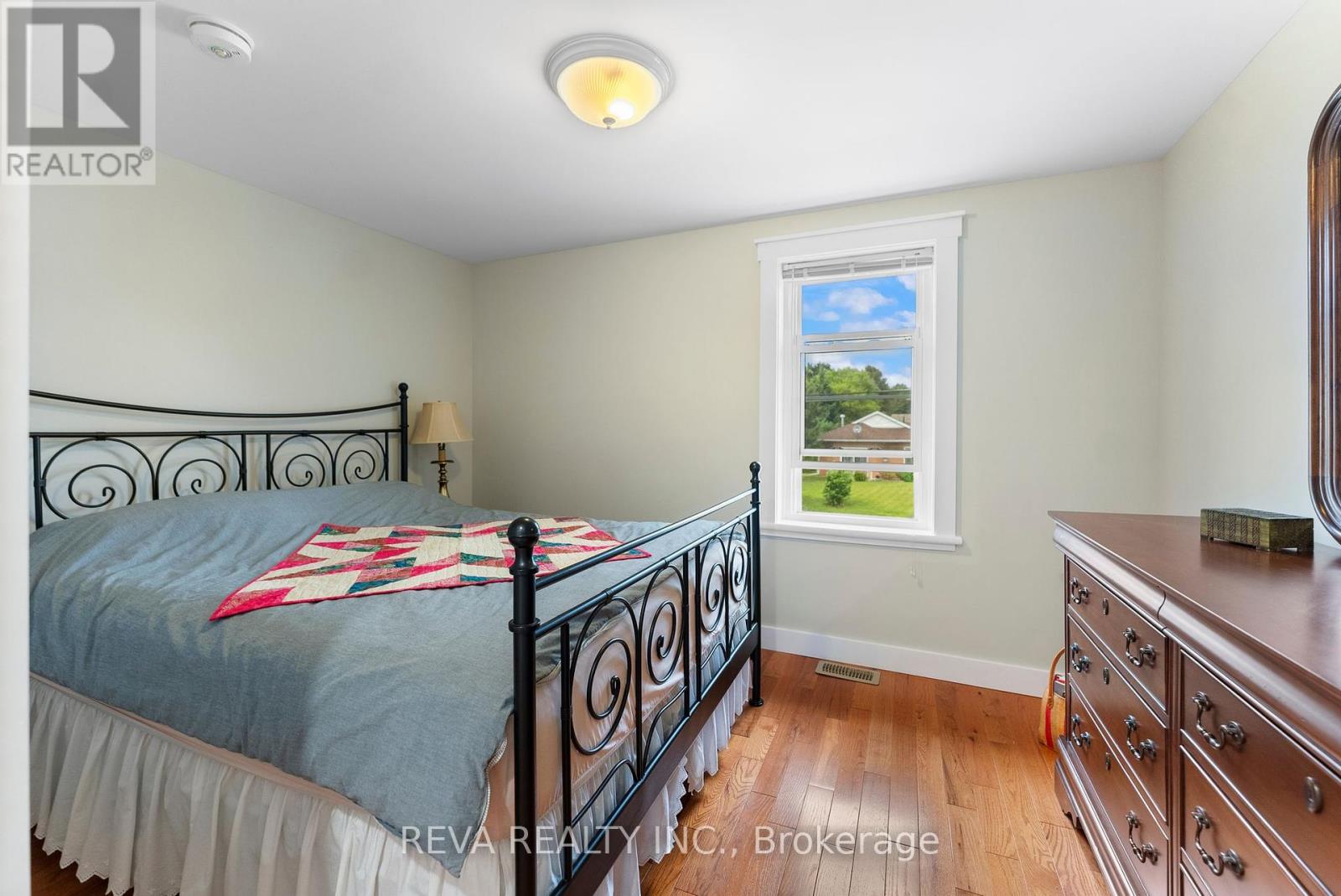 83 Siberia Road, Madawaska Valley, Ontario  K0J 1B0 - Photo 14 - X12091597