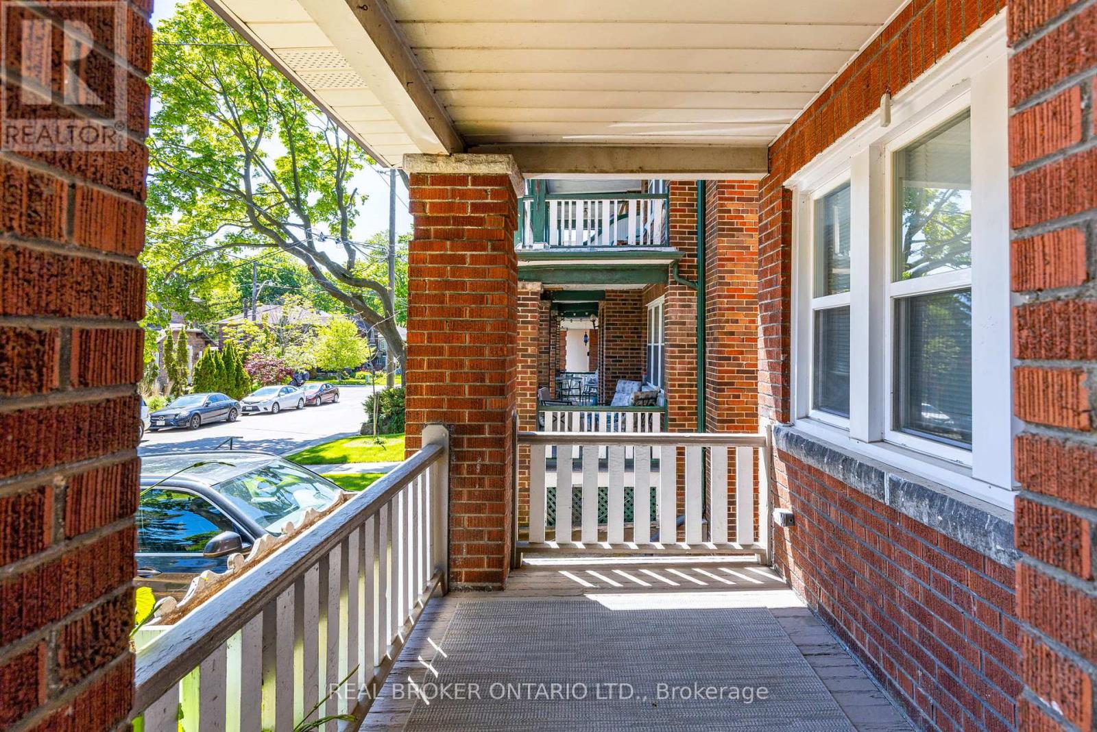 G/f - 72 Glen Manor Drive, Toronto, Ontario  M4E 2X2 - Photo 4 - E12176383
