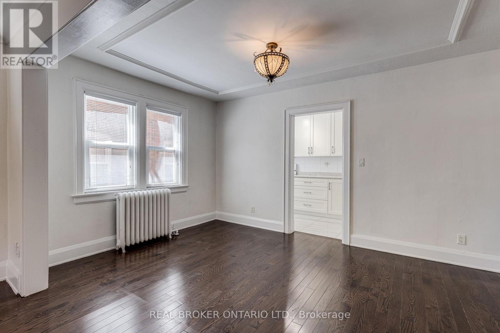 G/f - 72 Glen Manor Drive, Toronto, Ontario  M4E 2X2 - Photo 7 - E12176383