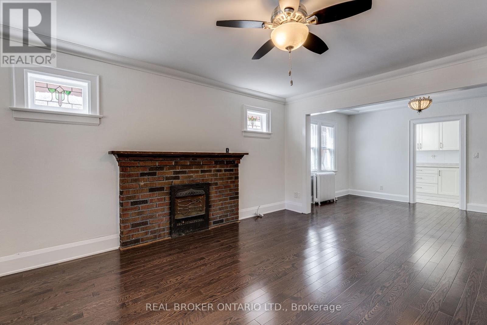G/f - 72 Glen Manor Drive, Toronto, Ontario  M4E 2X2 - Photo 8 - E12176383