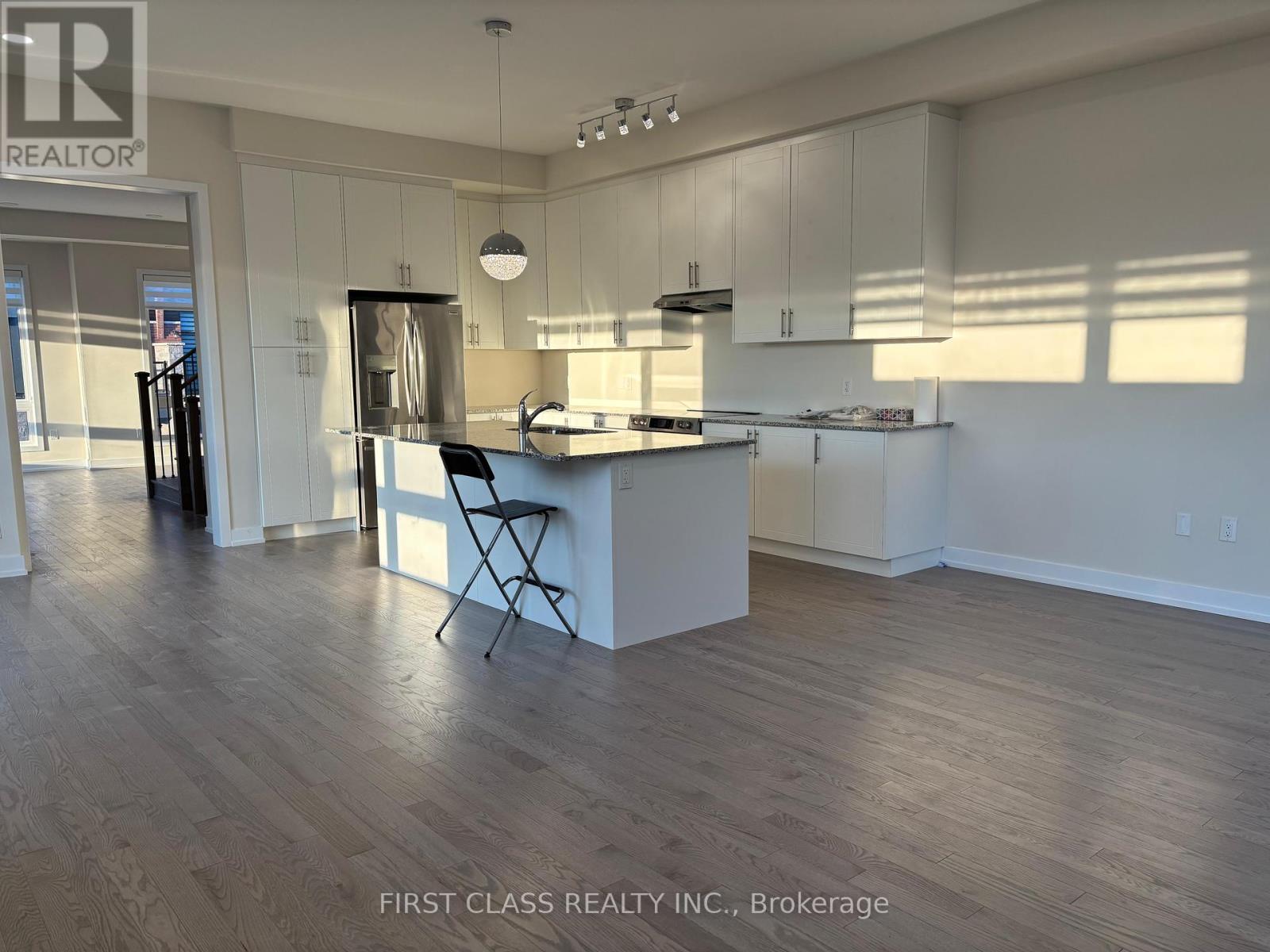 3120 Perkins Way, Oakville, Ontario  L6H 7Z5 - Photo 13 - W12173689