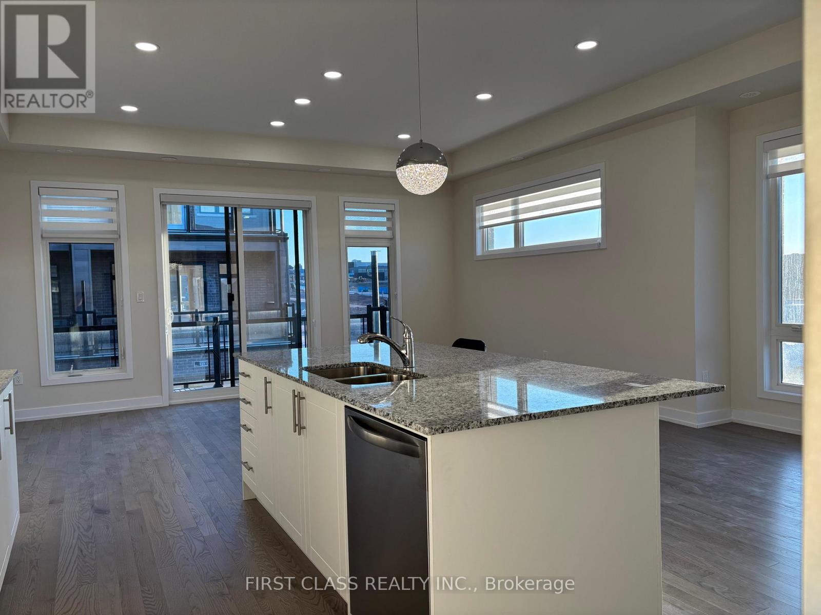 3120 Perkins Way, Oakville, Ontario  L6H 7Z5 - Photo 15 - W12173689