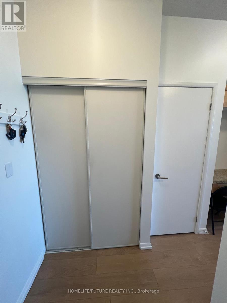 209 - 540 Bur Oak Avenue, Markham, Ontario  L6C 0Y2 - Photo 5 - N12176117
