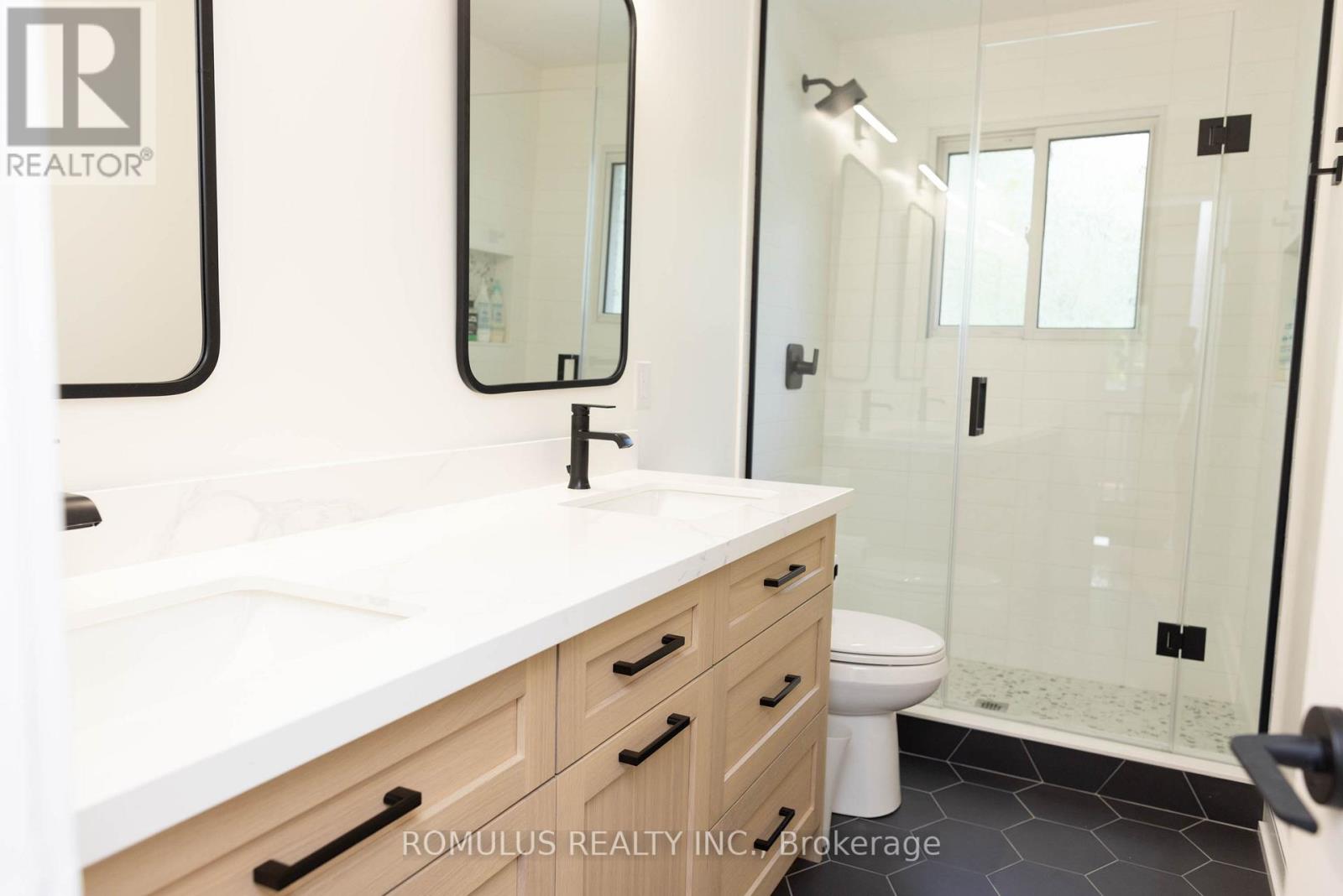 75 Oak Lea Circle, Markham, Ontario  L3P 3M3 - Photo 24 - N12176130