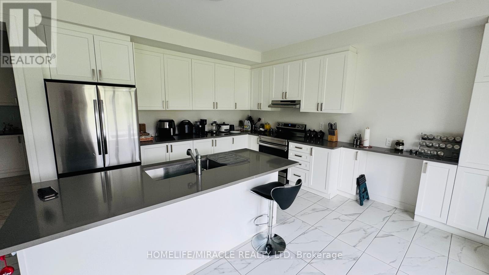 58 Sandhill Crescent, Adjala-Tosorontio, Ontario  L0G 1W0 - Photo 14 - N12176155