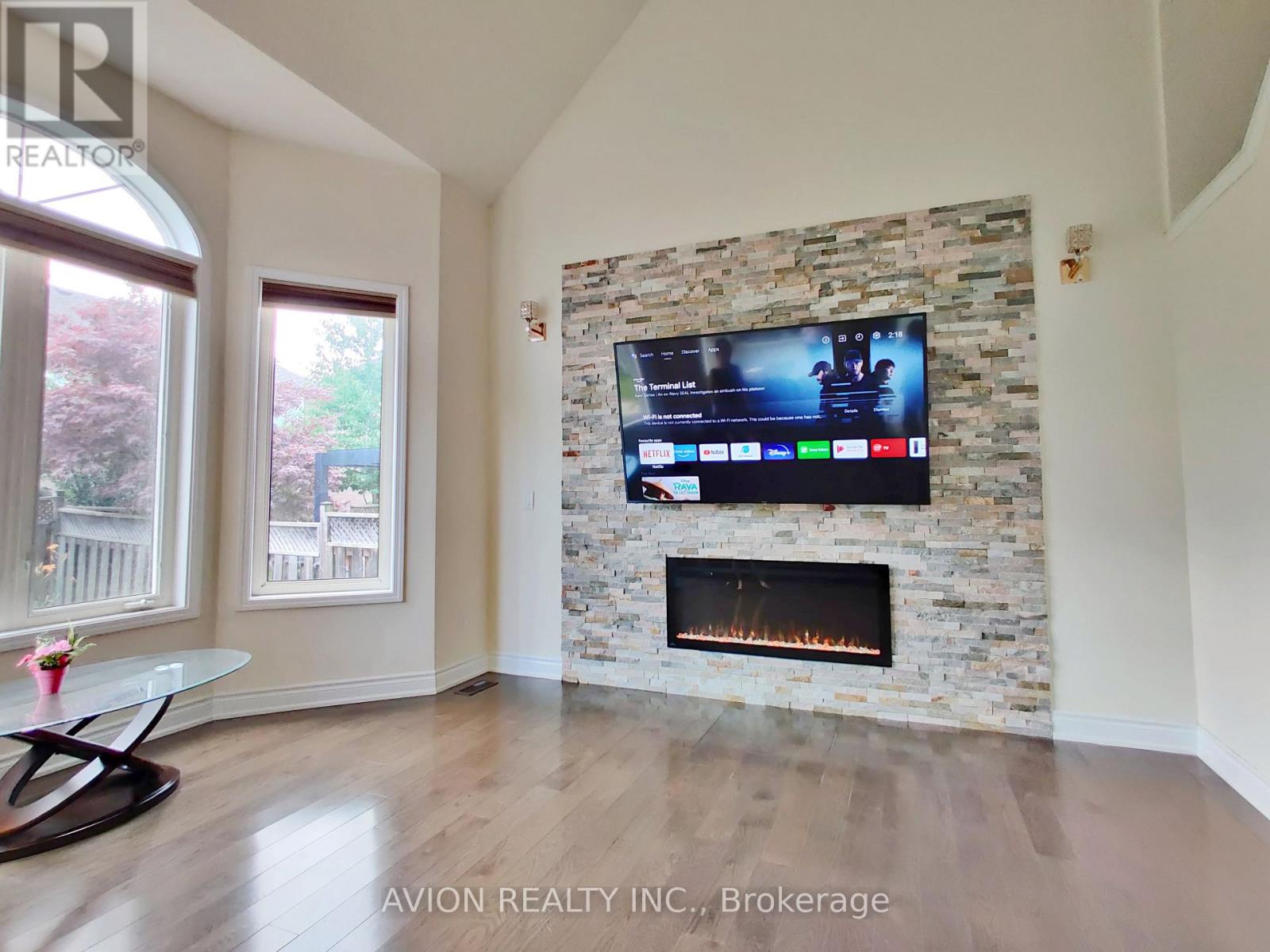 17 Staffordshire Lane, Markham, Ontario  L6C 2M8 - Photo 8 - N12176260