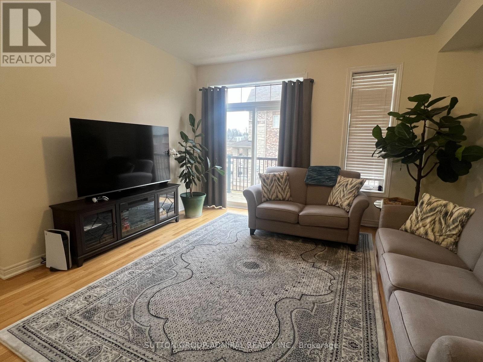 123 Beechborough Crescent, East Gwillimbury, Ontario  L9N 0L6 - Photo 3 - N12176302