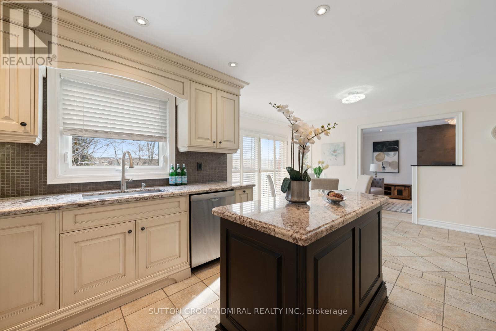 117 Flamingo Road, Vaughan, Ontario  L4J 8K8 - Photo 14 - N12176303