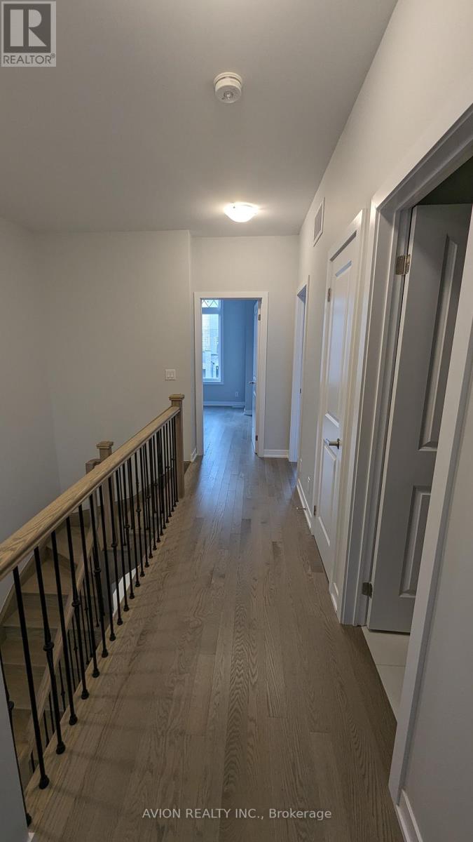 29 Percy Rye Avenue, Markham, Ontario  L6C 3K3 - Photo 11 - N12176348
