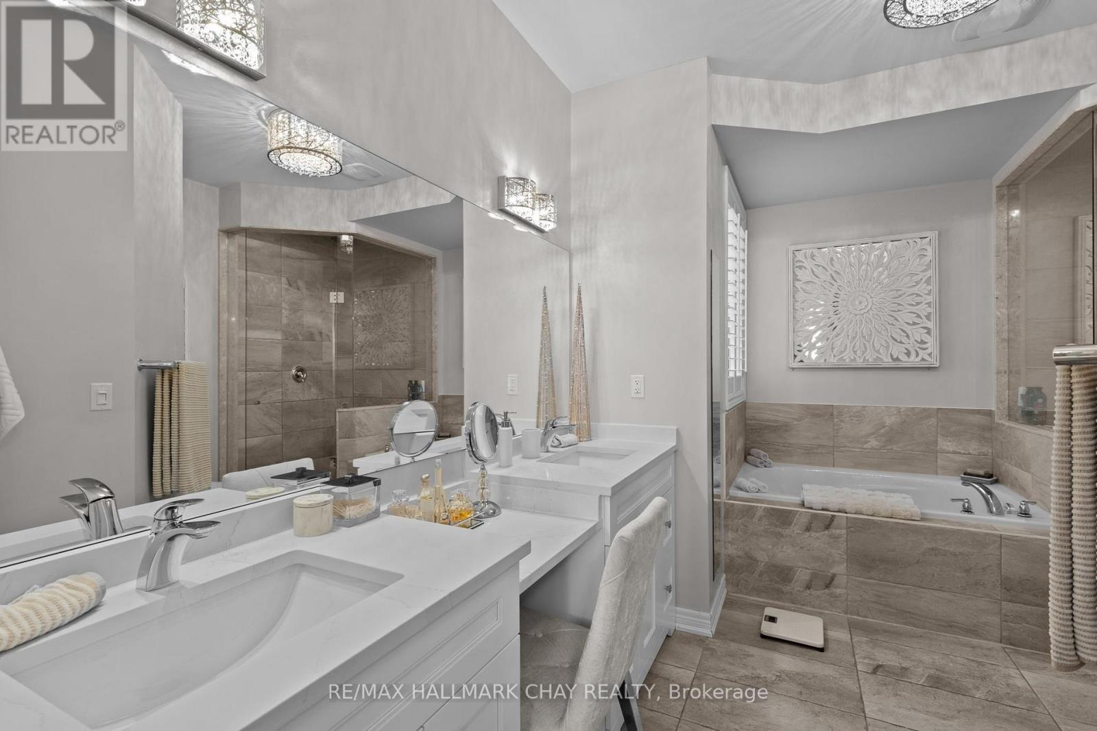 76 Cauthers Crescent, New Tecumseth, Ontario  L9R 0L2 - Photo 17 - N12176481