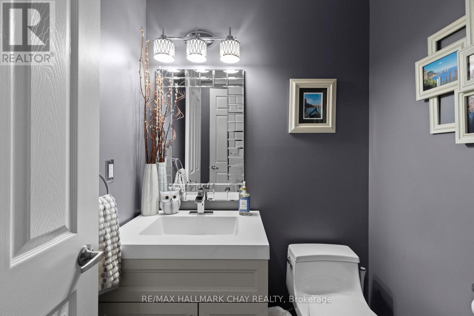 76 Cauthers Crescent, New Tecumseth, Ontario  L9R 0L2 - Photo 8 - N12176481