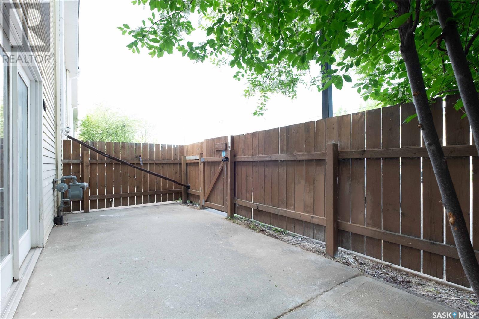 D 4208 Castle Road, Regina, Saskatchewan  S4S 4W1 - Photo 5 - SK007272