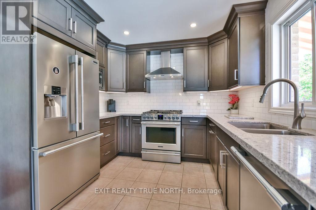 5 Newberry Court, Barrie, Ontario  L4N 0M9 - Photo 13 - S12176270