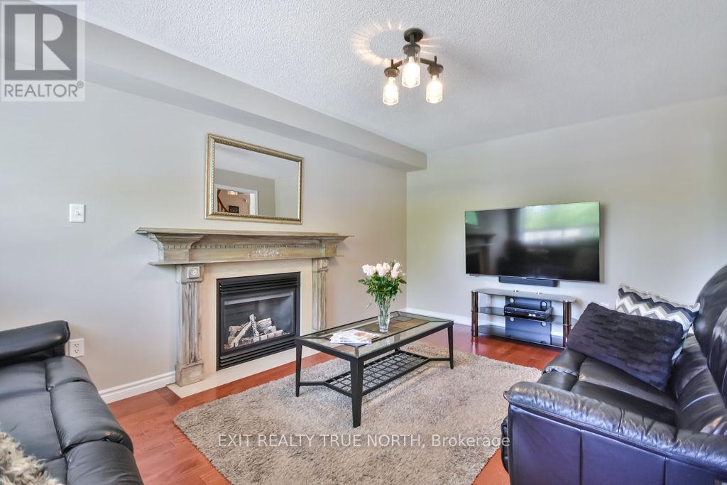 5 Newberry Court, Barrie, Ontario  L4N 0M9 - Photo 17 - S12176270