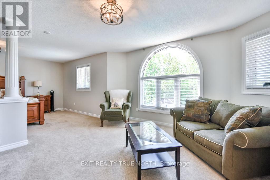 5 Newberry Court, Barrie, Ontario  L4N 0M9 - Photo 19 - S12176270