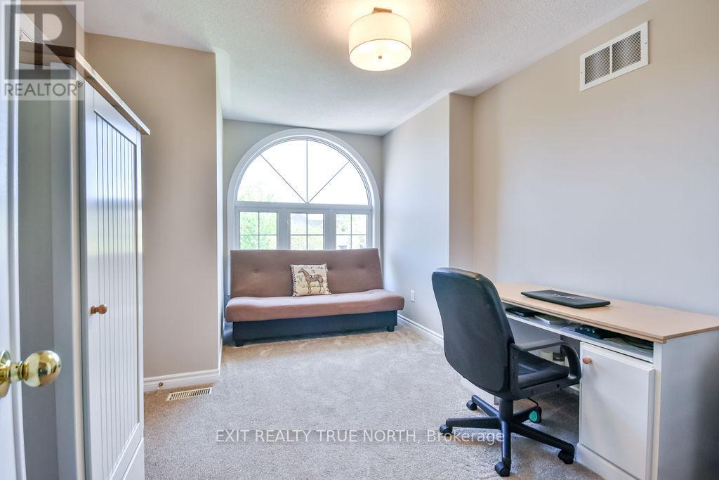 5 Newberry Court, Barrie, Ontario  L4N 0M9 - Photo 25 - S12176270