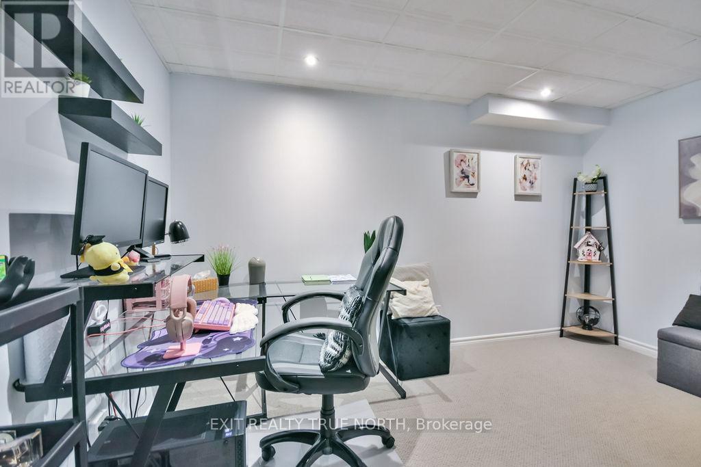 5 Newberry Court, Barrie, Ontario  L4N 0M9 - Photo 36 - S12176270