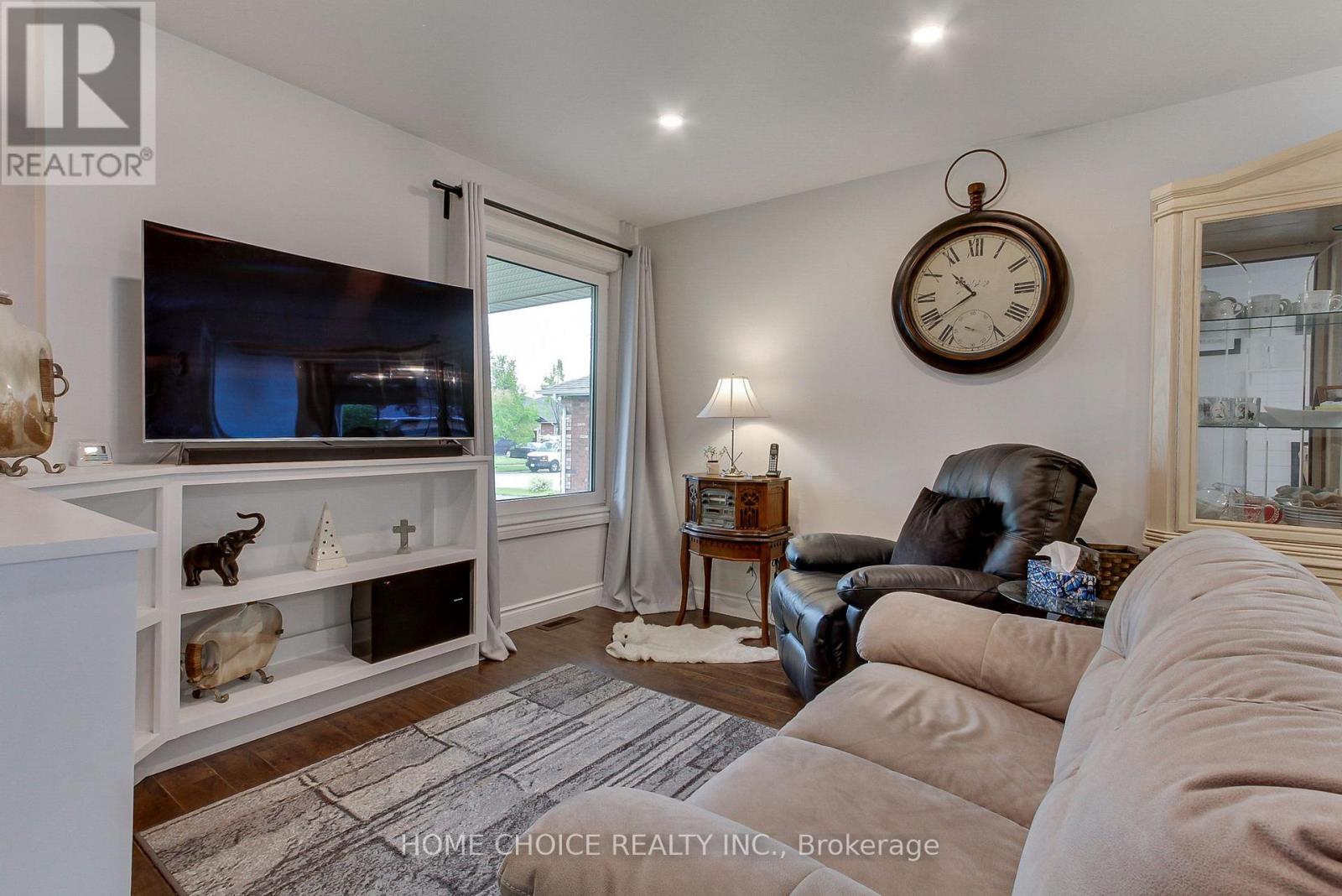 117 Monique Crescent W, Barrie (East Bayfield), Ontario  L4M 6Y5 - Photo 11 - S12176324