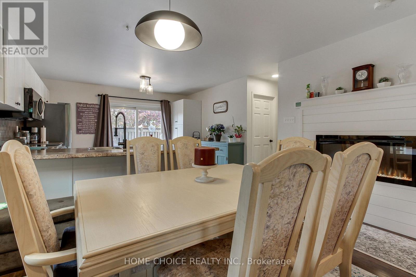 117 Monique Crescent W, Barrie, Ontario  L4M 6Y5 - Photo 16 - S12176324